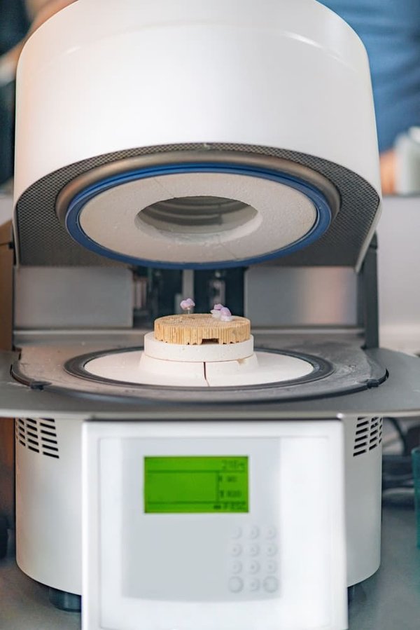 Comment les avancées en prothèses bioniques améliorent-elles la qualité de vie des amputés ?